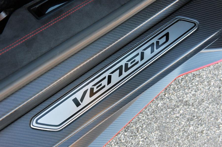  Lamborghini Veneno 2014 года  (фото 57 из 61)